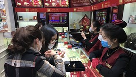 Vàng có còn là 'hầm trú ẩn an toàn' trong bối cảnh đại dịch bệnh?