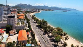 Bãi biển Trần Phú, Nha Trang.
