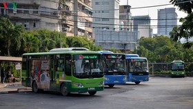 Sắp tới đấu giá quảng cáo xe buýt sẽ điều chỉnh hạ các tiêu chí để thu hút nhà đầu tư.