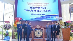 APH trở thành cổ phiếu ngành nhựa có vốn hóa lớn nhất TTCK
