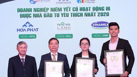 Vinh danh top 3 doanh nghiệp có hoạt động IR tốt nhất 2020
