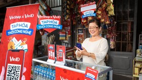 Chương trình ứng vốn của VinShop giúp các chủ tiệm tạp hóa bớt nỗi lo nguồn vốn nhập hàng Tết.