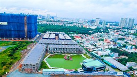 Một dự án tại TPHCM phải tạm dừng thi công vì các thủ tục pháp lý chồng chéo.