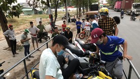 Lực lượng chức năng tạm giữ phương tiện đua xe trái phép