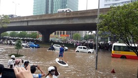 Quang cảnh một trận lụt tại Hà Nội