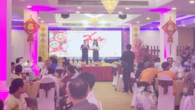 Saigontourist Group trao 154 phần quà tết cho người lao động