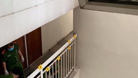 Công an khám nghiệm hiện trường