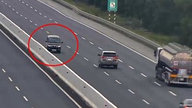 Xe chạy trên cao tốc Hà Nội- Hải Phòng sáng 17-2
