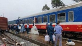 Tối nay 27-10, dừng chạy một số tàu Thống Nhất do ảnh hưởng bão số 9