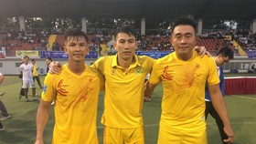 Bộ 3 Tuấn Vinh - Hưng Nghệ - Capdervilar