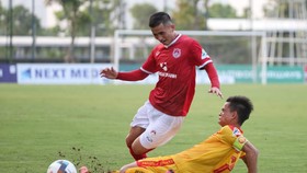 Phố Hiến đã thua đau vào phút bù giờ trước Thanh Hóa. Ảnh: Minh Hoàng
