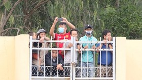 Sân Tam Kỳ sẽ mở cửa đón 4.000 khán giả vào sân ở vòng 12. Ảnh: VIẾT ĐỊNH