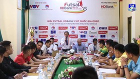 Buổi họp kỹ thuật giữa các đội vào ngày 21-11