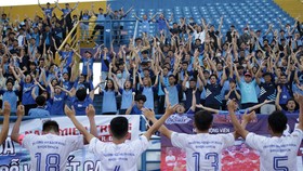 Đại học Bách khoa tri ân khán giả sau trận đấu chiều 28-12