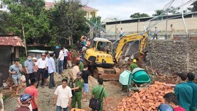 Đắk Nông: Sập bờ kè của Phòng CSGT một công nhân tử vong