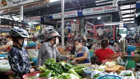 Tại các chợ truyền thống, tổng lượng hàng hóa thiết yếu dự trữ ước đạt khoảng 21 tỷ đồng