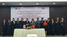Lễ ký kết Bản ghi nhớ hợp tác giữa Ban Xúc tiến và Hỗ trợ đầu tư TP Đà Nẵng với Trung tâm phát triển Giải pháp về linh kiện xe hơi tại Việt Nam