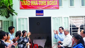Sóc Trăng tích cực chăm lo gia đình chính sách