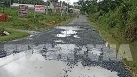 Quốc lộ 27 xuống cấp nặng