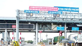 Trạm thu phí cầu Phú Mỹ (TPHCM) đã áp dụng thu phí tự động không dừng