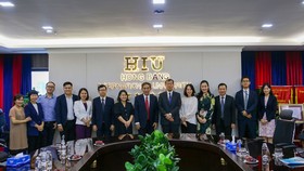 Tổng lãnh sự Nhật Bản thăm Trường Đại học Quốc tế Hồng Bàng