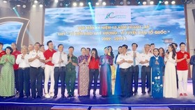 Hơn 334 tỷ đồng ủng hộ Quỹ “Vì biển đảo quê hương - Vì tuyến đầu Tổ quốc”