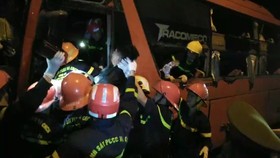 Tai nạn giao thông khiến 2 người chết, ít nhất 17 người bị thương ở Đà Nẵng