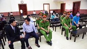 Hoãn phiên tòa phúc thẩm vụ VN Pharma buôn bán thuốc ung thư giả