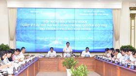 Chủ tịch UBND TPHCM Nguyễn Thành Phong phát biểu tại hội nghị. Ảnh: VIỆT DŨNG