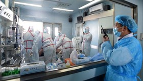 Khánh Hòa cách ly 7 người chờ kết quả xét nghiệm virus corona