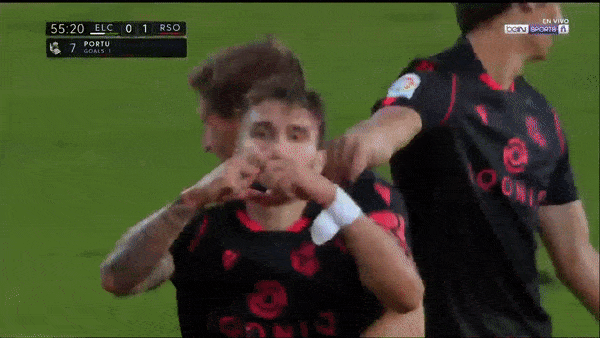 Elche - Sociedad 0-3: Portu khai màn Januzaj lập công trên chấm 11m, Alcaide tỏa sáng