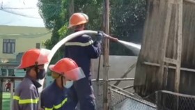 Quảng Nam: Cháy lớn tại kho hải sản