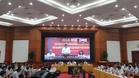 Phó Chủ tịch UBND TPHCM Trần Vĩnh Tuyến phát biểu tại hội nghị
