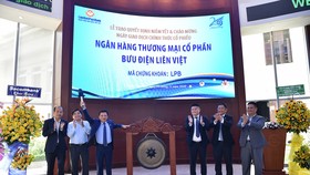 Niêm yết trên HOSE góp phần đưa cổ phiếu LPB về giá trị thực