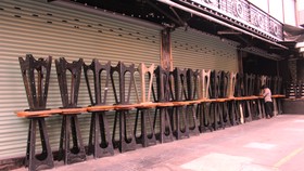 Phòng dịch Covid-19: Tạm ngưng hoạt động massage, karaoke, bar, vũ trường...