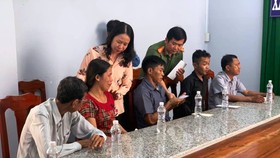 Bí thư Tỉnh ủy An Giang thăm các gia đình có nạn nhân bị đuối nước
