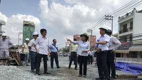Cầu Bưng chậm tiến độ do vướng thủ tục