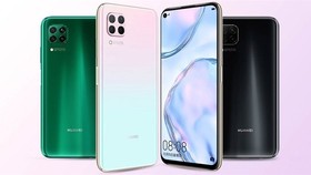 Nova 7i với màu Hồng Sakura và Xanh Ngọc Lục