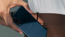 Sony Xperia 5 II: Thiết kế nhỏ gọn, chú trọng nhiều vào cụm camera