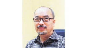 Ông Vi Kiến Thành