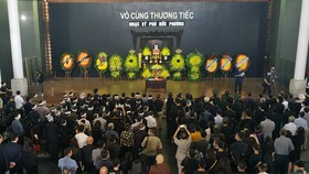 Nghẹn ngào đưa tiễn nhạc sĩ Phó Đức Phương về với đỉnh Phù vân mây trắng