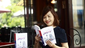 TS tâm lý học Cù Thu Hương ra mắt cuốn truyện ký “Paris+14”