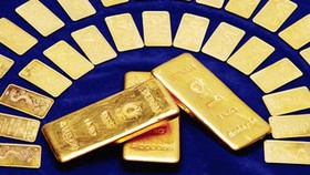 Gold soars to above VND59 million per tael
