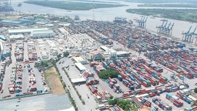 Structure of economic sectors continues to evolve positively