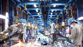 More domestic manufacturers participate in global supply chains