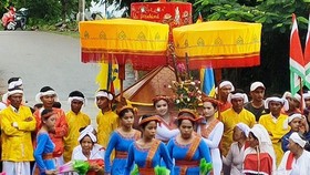 The Cham people in traditional costumes celebrates Kate Festival.