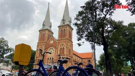 HCMC plans to offer public bicycle rental services in downtown areas this year. (Photo: VNA)