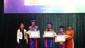 TPHCM vinh danh học sinh đạt giải thưởng cao tại các cuộc thi tiếng Anh và tin học quốc tế