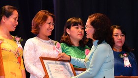 Tạo điều kiện thuận lợi nhất để phụ nữ TPHCM phát triển