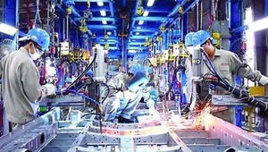 PMI tháng 1 tăng nhưng sức khoẻ ngành sản xuất vẫn suy giảm mạnh